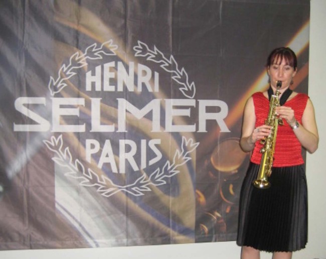 Recital at the Selmer Showrooms in Paris. Performing Australian Music by Prof. Anne Boyd, Ross Edwards, and some of my music.