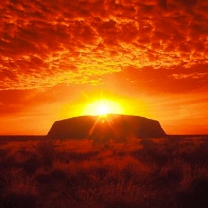 WEB-Uluru-sunrise