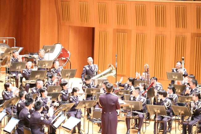 Tuba soloist, Mr Yoshihiro Morizono, taking a bow for his didgeridoo-like sounds